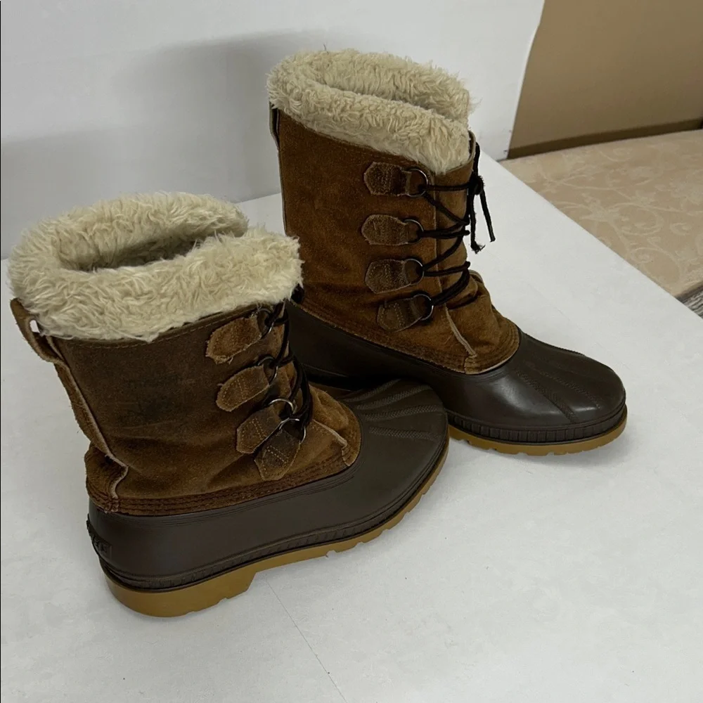 Women's Brown and Tan Winter Boots